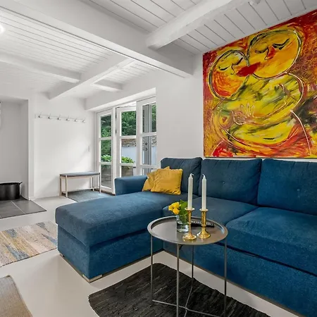Chrissie - 3km From The Sea By Interhome *